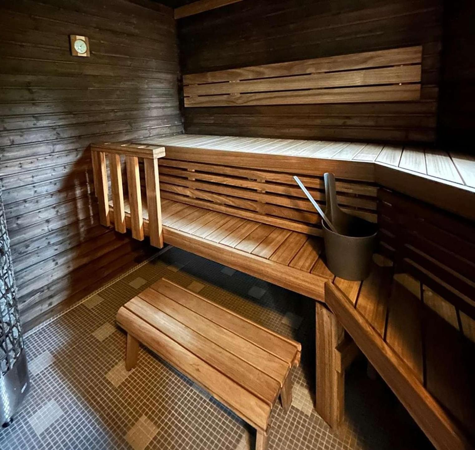 Hotelli Kontio Kontiolahti Buitenkant foto